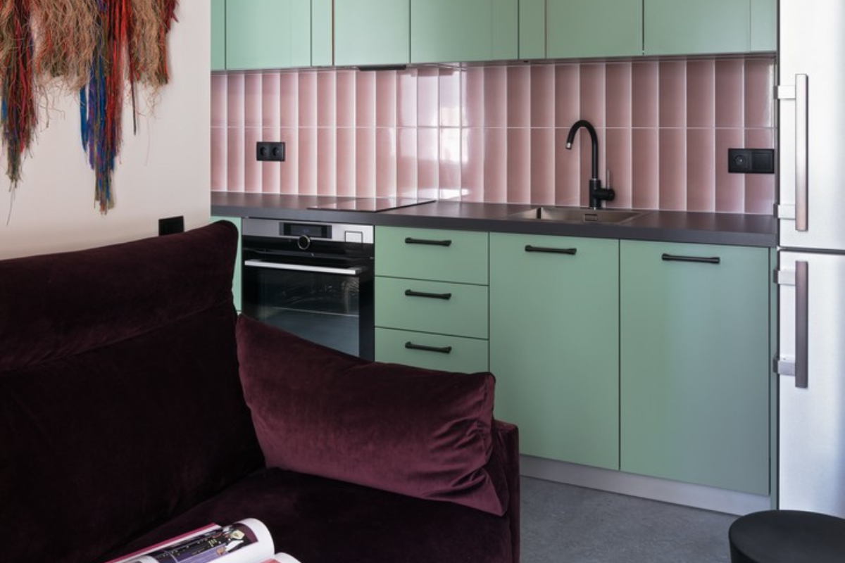 Total white, дълбок цвят и гланц