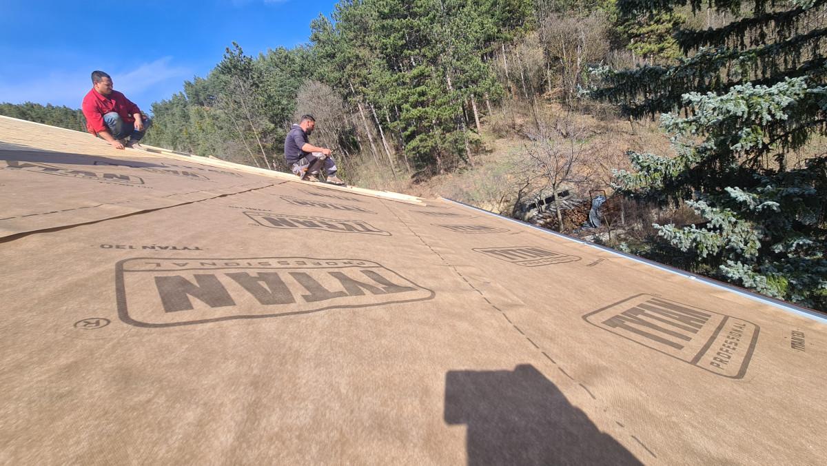 Водоустойчива подкеремидна мембрана.