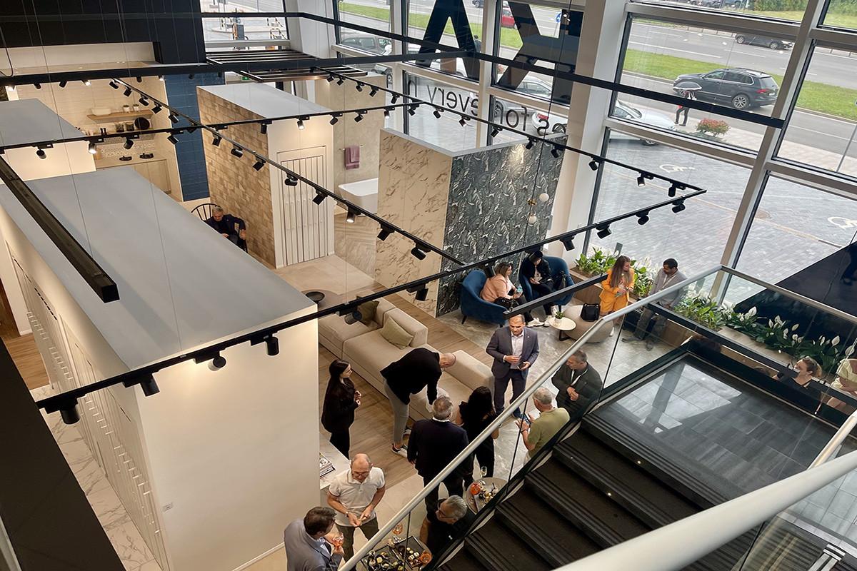 Новият шоурум на KAI в София