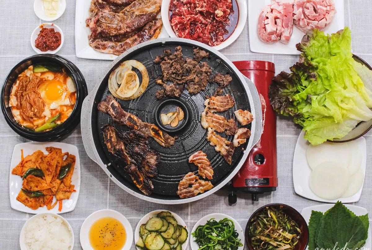 Корейска барбекю маса за скара