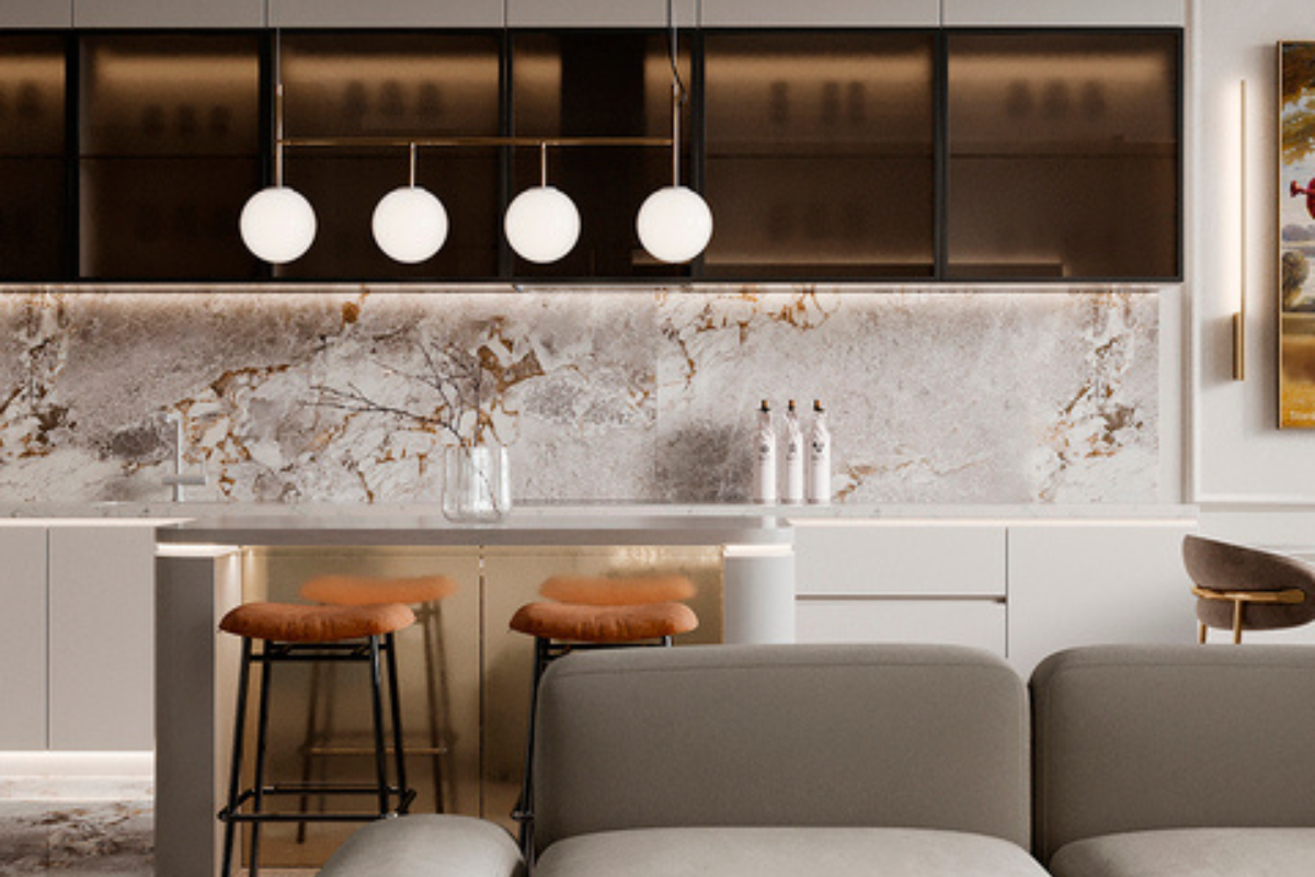 Един полилей в центъра на стаята