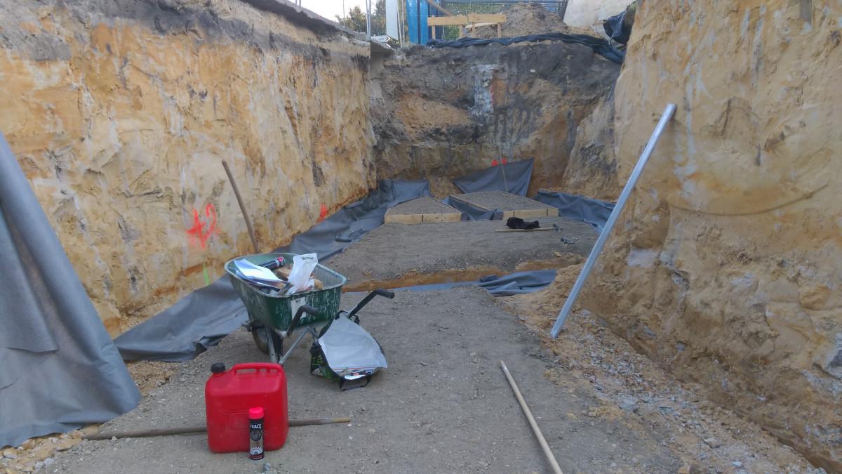 IMG-70c796ad2819acd192970f911bddb812-V