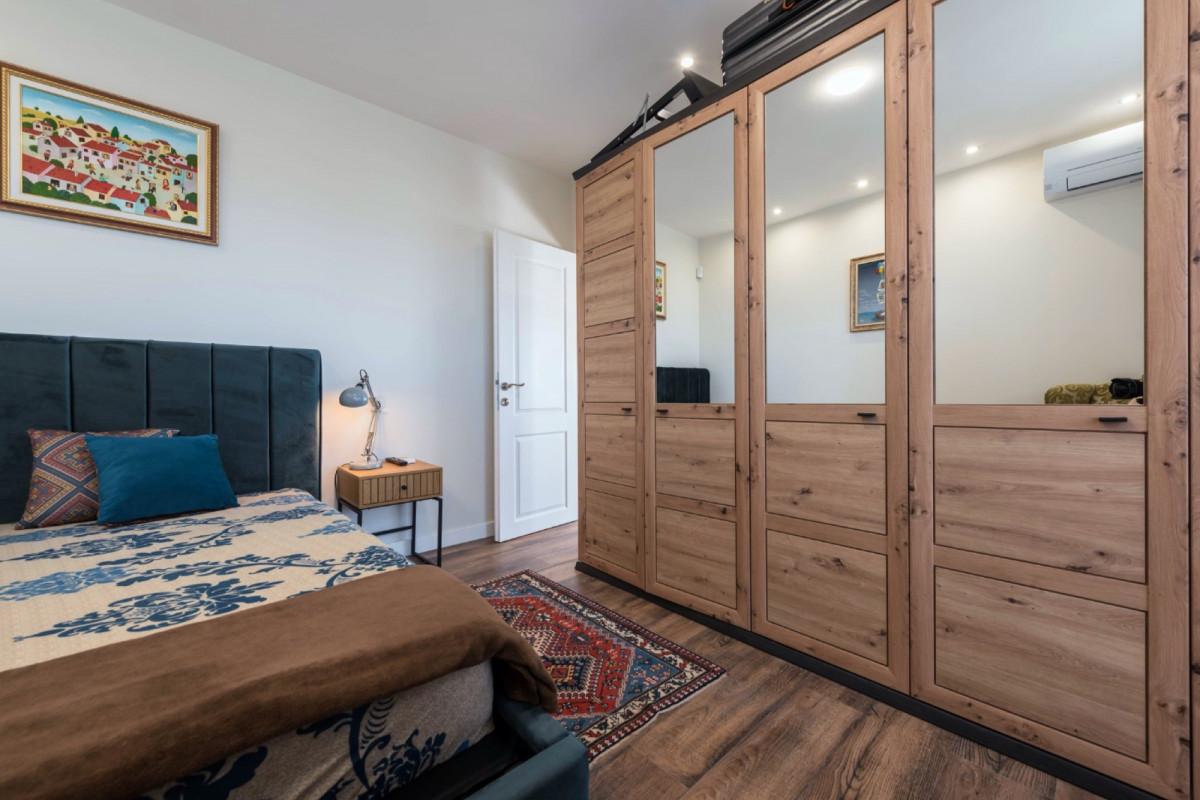 06-after-bedroom2-wardrobe.CnrmTaou