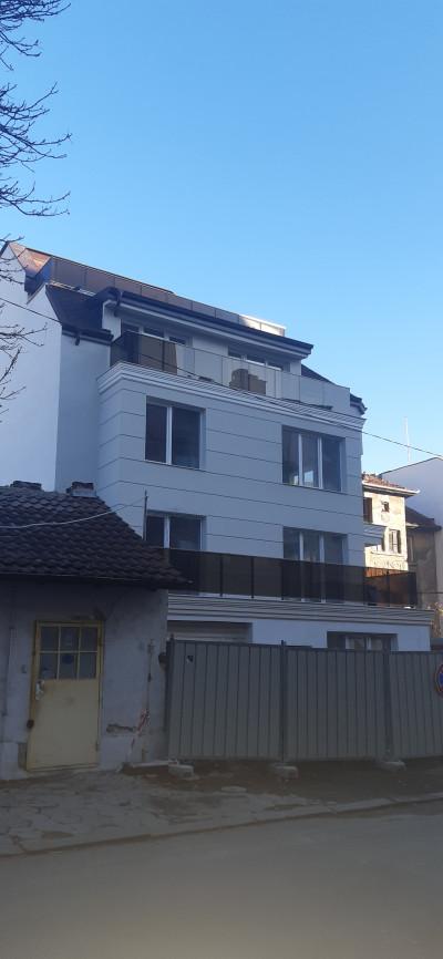 Обект квартал Сточна гара модел стъкло