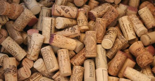 Какви предимства носи употребата на корк в дома?