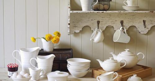 Чашите в кухнята