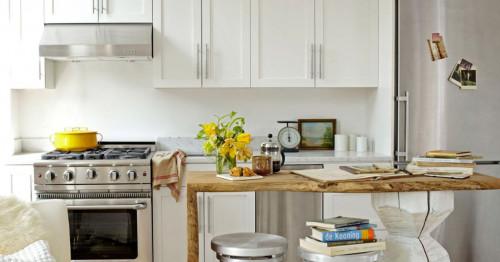 Малка бяла кухня