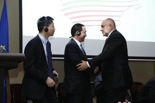 Китайски инвеститори ще строят завод за олио в България