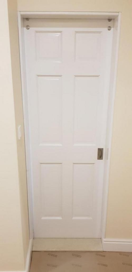 Изработка и монтаж на плъзгащи врати масив