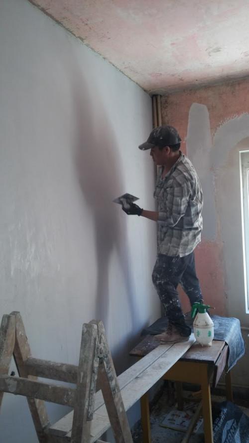 Шпакловане на стена