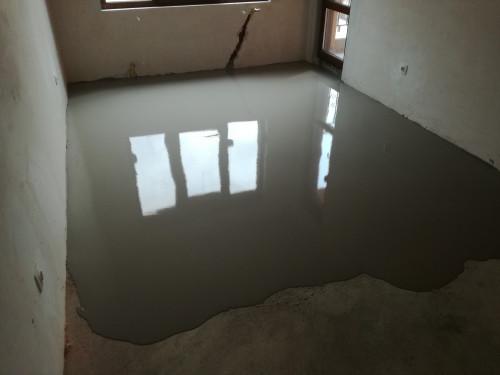 Саморазливна замазка