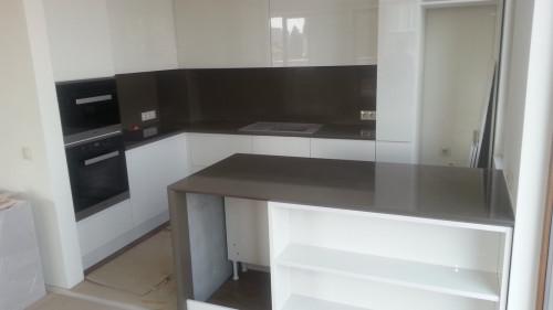 Кухня от технически камък.