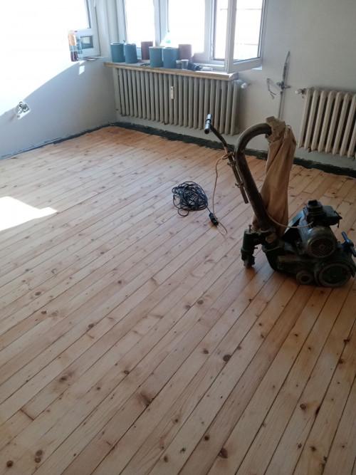 D2C108E4-DA30-4872-86CD-4912F0E5A6D5