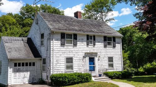 Какво трябва да знаем за обновяването на стара къща?