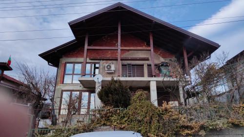 IMG-42e04b5878331ab45456cc9bdeae947a-V