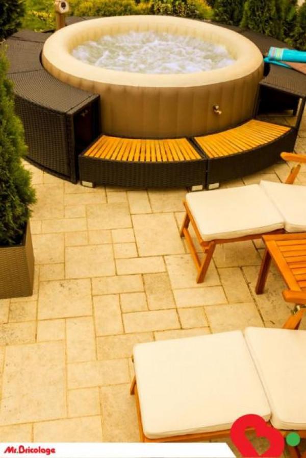 Градинско джакузи