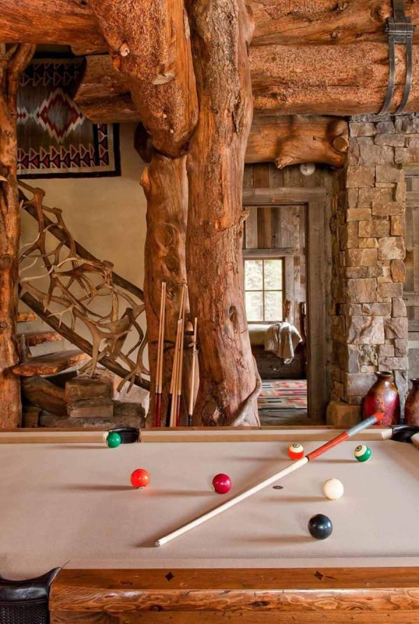 Детайли, търсени "под дърво и камък"