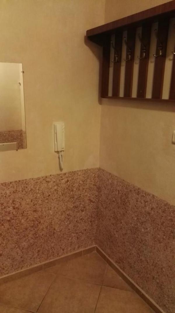 Копринена мазилка, Варна