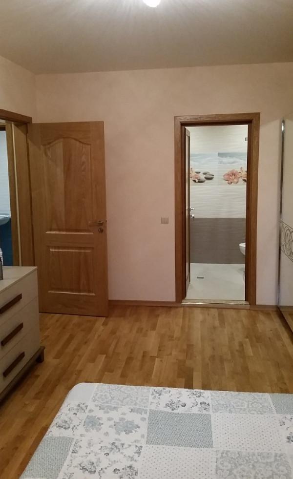 Модерна спалня