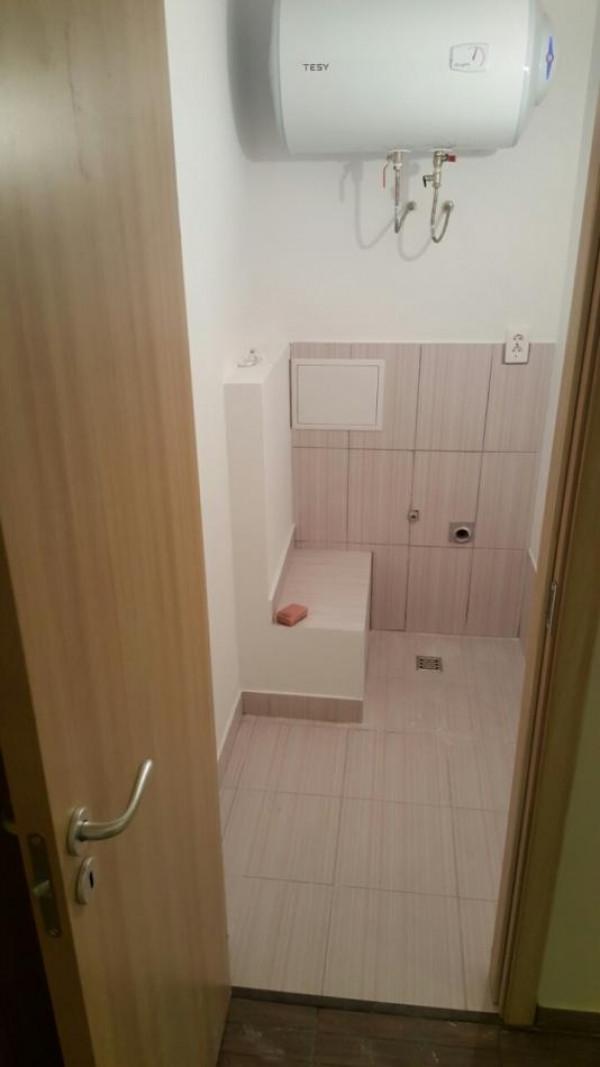 мокро помещение с монтиран бойлер