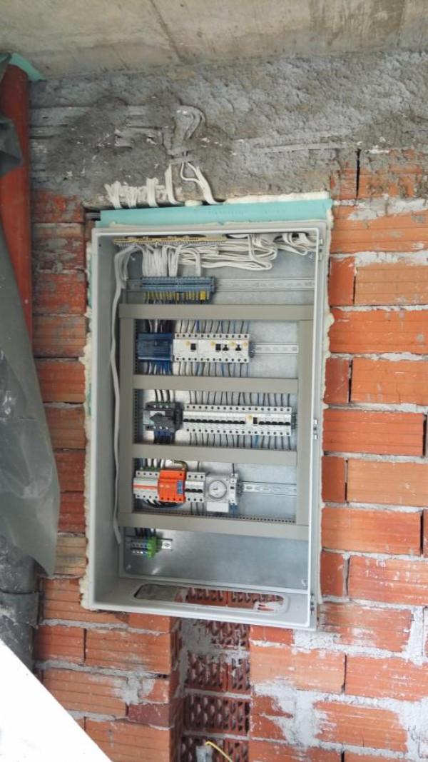 Монтаж на Ел. табло на  къща с.Малка Верея, Стара Загора