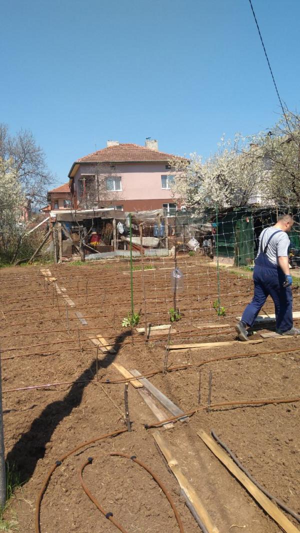 Наземна част с капков маркуч