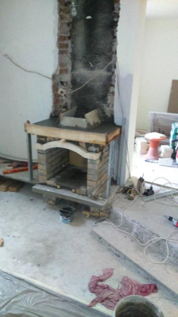 Изграждане плоча на камината...