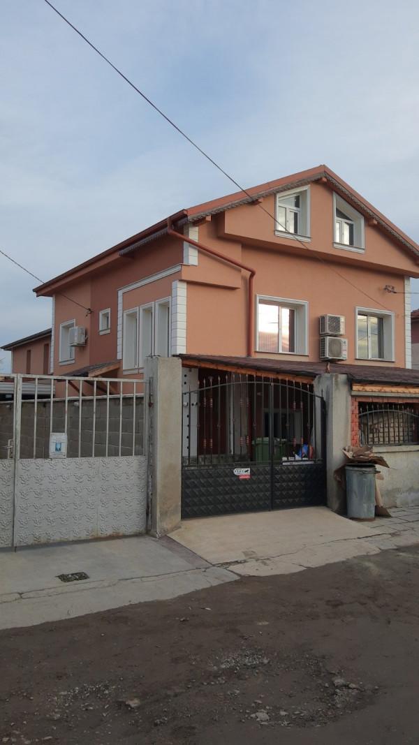 IMG-c4e5e30efb9dfe451494aedd58c3c065-V