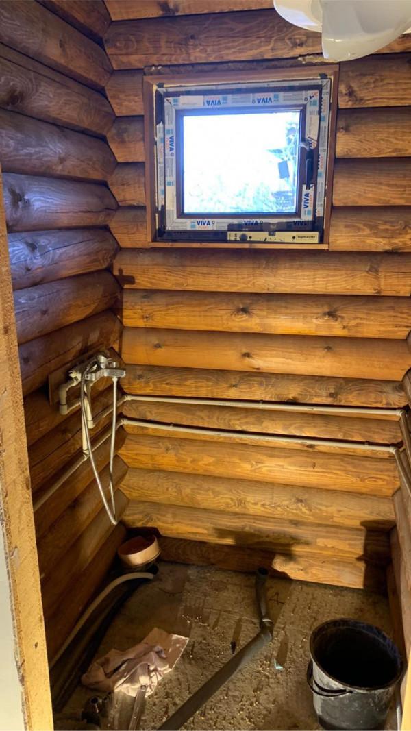 63E03B2A-954F-4FD9-9ECF-10F69D900A8A