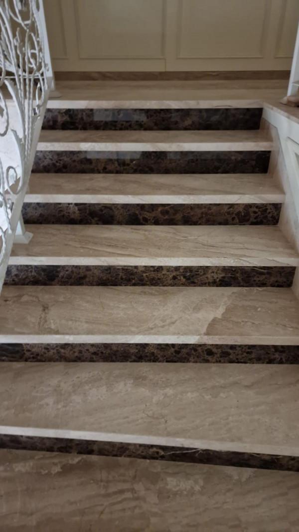 стъпала и чела мрамор .jpg