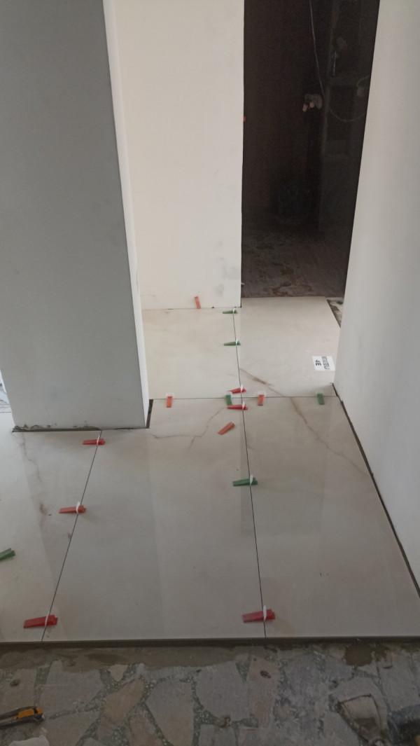 Плочки в коридор