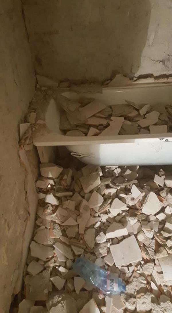 IMG-473389cd75a0d8dbf77fe92352328499-V