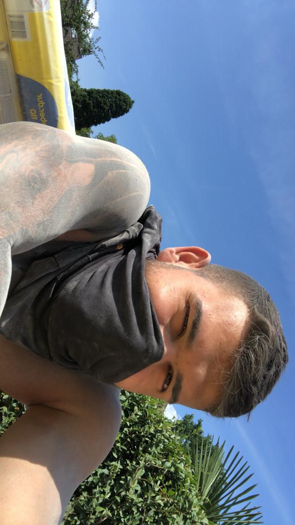 FC61A30F-B952-4A5B-B07A-66247769958E