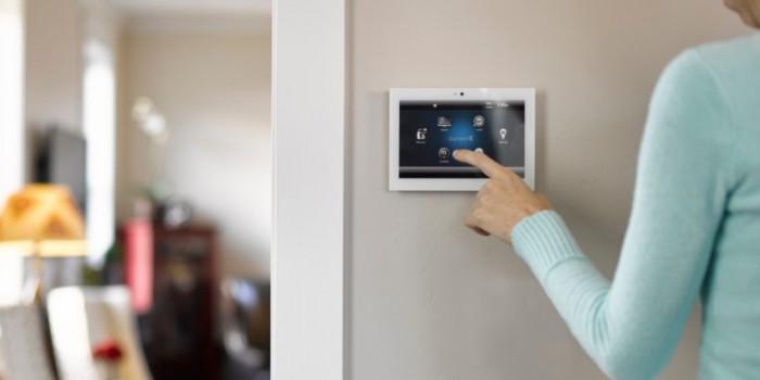 Безжична система или такава с кабел?