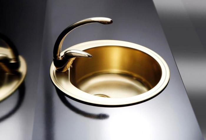 Добавете щипка блясък в кухнята