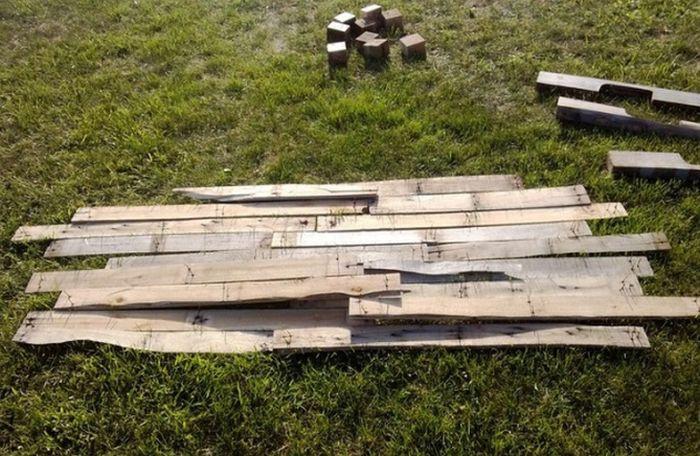 Стъпка 1: Разглобете палетите