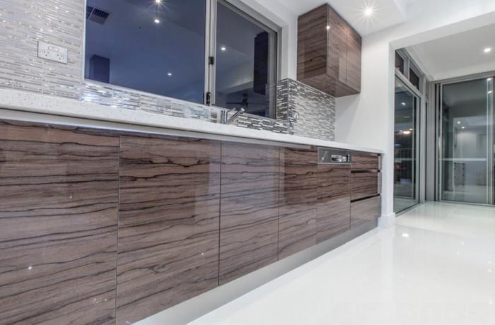 Блестящо представяне