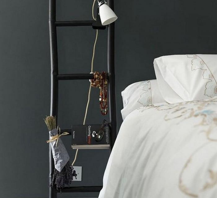 Стълбата - небрежно нощно шкафче