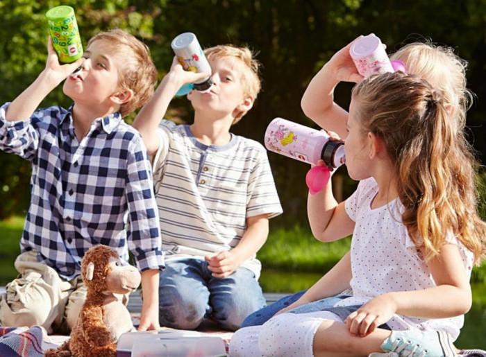 Съчетайте кутията с бутилка към нея