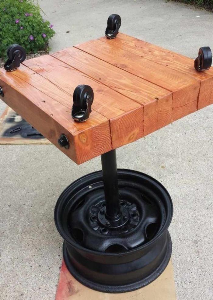 Стъпка 4: Съединете основата и джантата