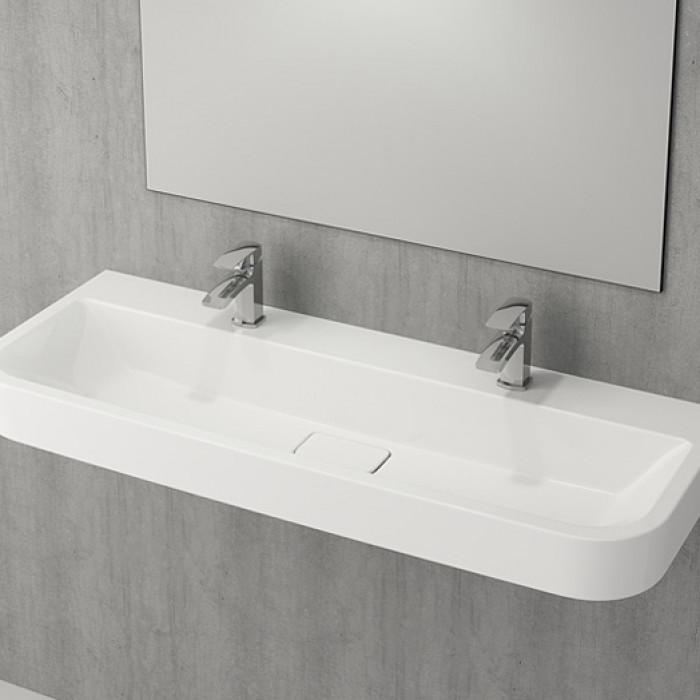 Модерната баня се превръща в споделено пространство