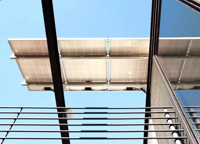 Фотоволтаични панели за електрическа независимост