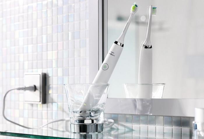 Презареждаща се електрическа четка за зъби за по-голям комфорт