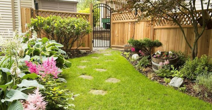 Дървената ограда като част от градината