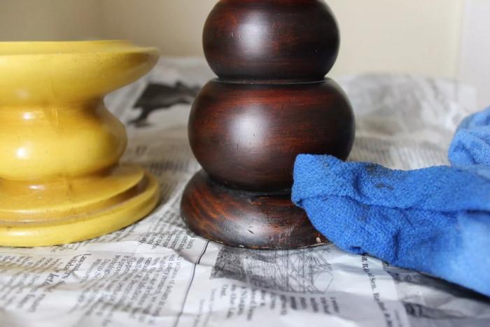 Стъпка 2: Почистете добре свещниците