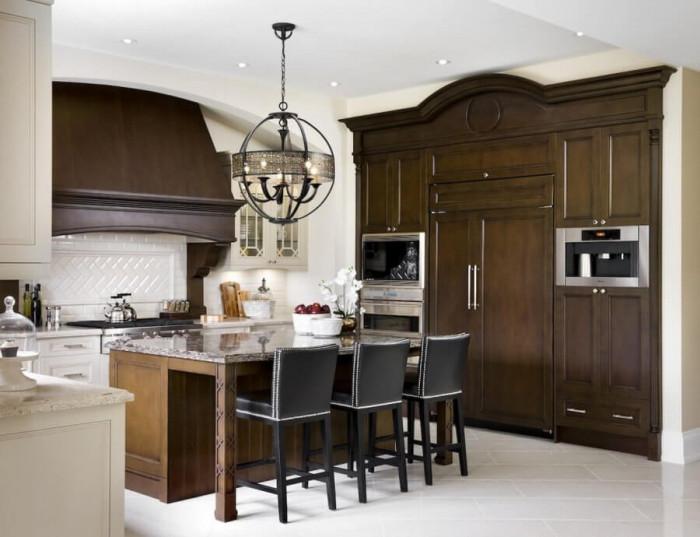 Изчистена почти до строгост