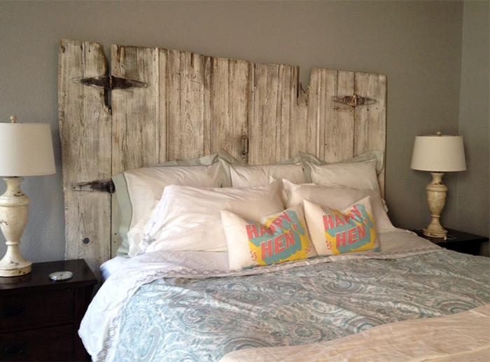 Табло за легло от рециклирани материали