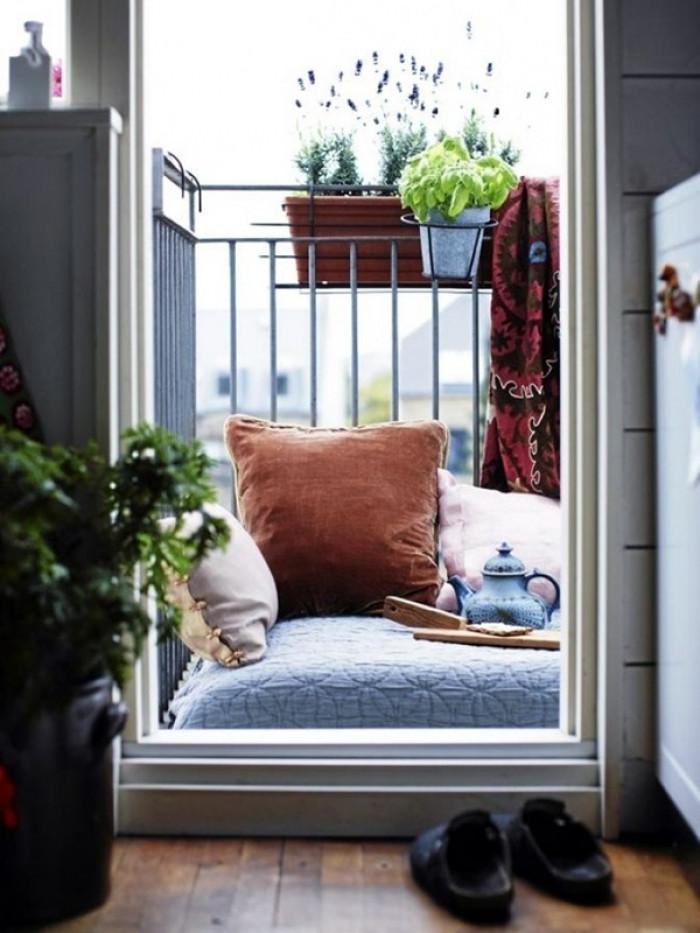 2. Възглавници за уют