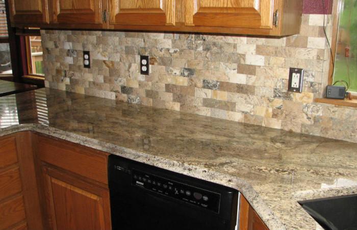 Плотове от естествен камък