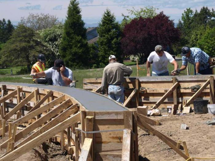 Разчитайте на доказани професионалисти "Кърти, чисти, извозва"